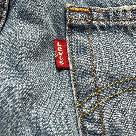 Women’s Levi's 501 Light Blue Wash Distressed Denim Cutoff Jean Shorts size 30 - Picture 2 of 9